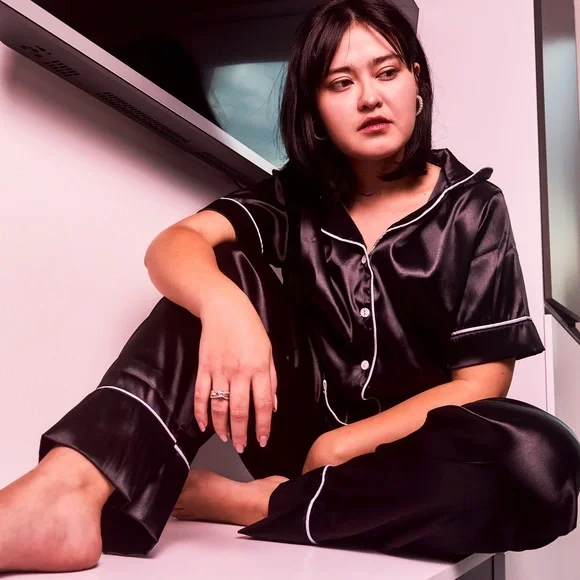 Silk pajamas - Picture 1 of 6